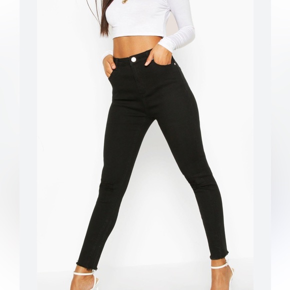 Cropped Jean - Picture 1 of 6